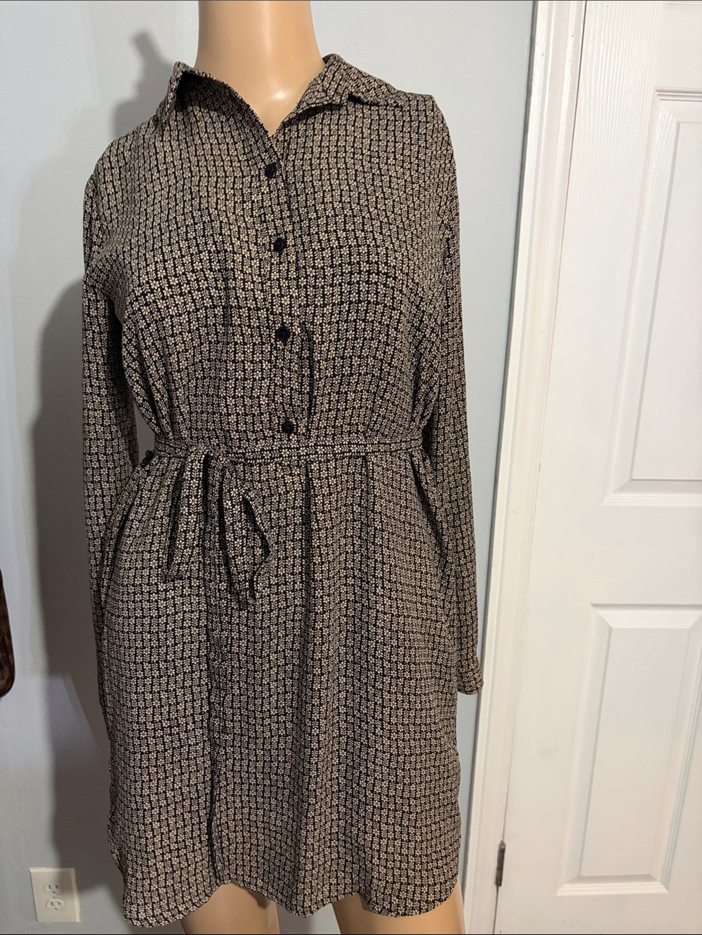 LOFT Brown Printed Long-Sleeve Tie-Waist Shirt Dress